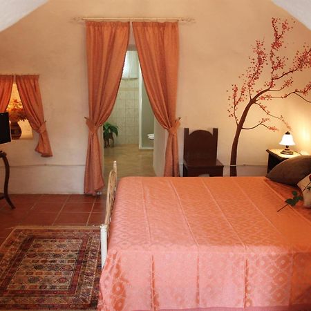 ガラトーネ Trullo Salento Bed & Breakfast エクステリア 写真